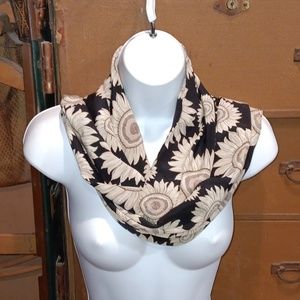 CASCA SCARFS 100% silk.  #5535